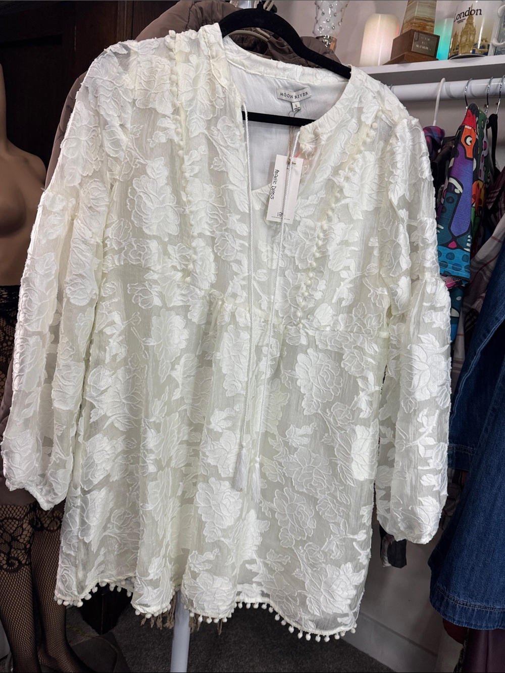 Title: Moon River Ivory Floral Embroidered Mini Dress NWT – Size Large